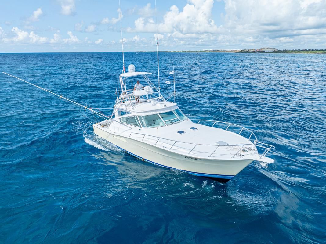 The 43-foot sport fisher underway