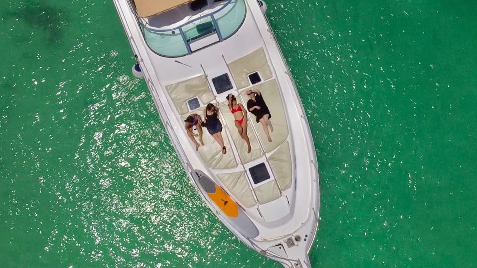 Fourwinns 48 sportfishing luxury yacht, Riviera Maya